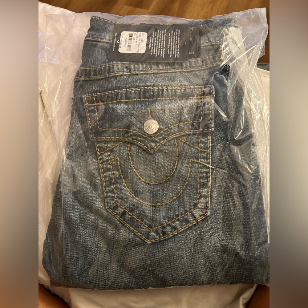SOLD
true religion men’s jeans